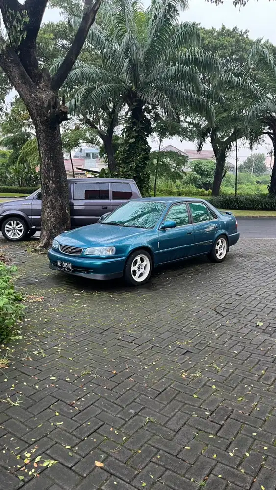 Toyota Corolla 1998 Bensin