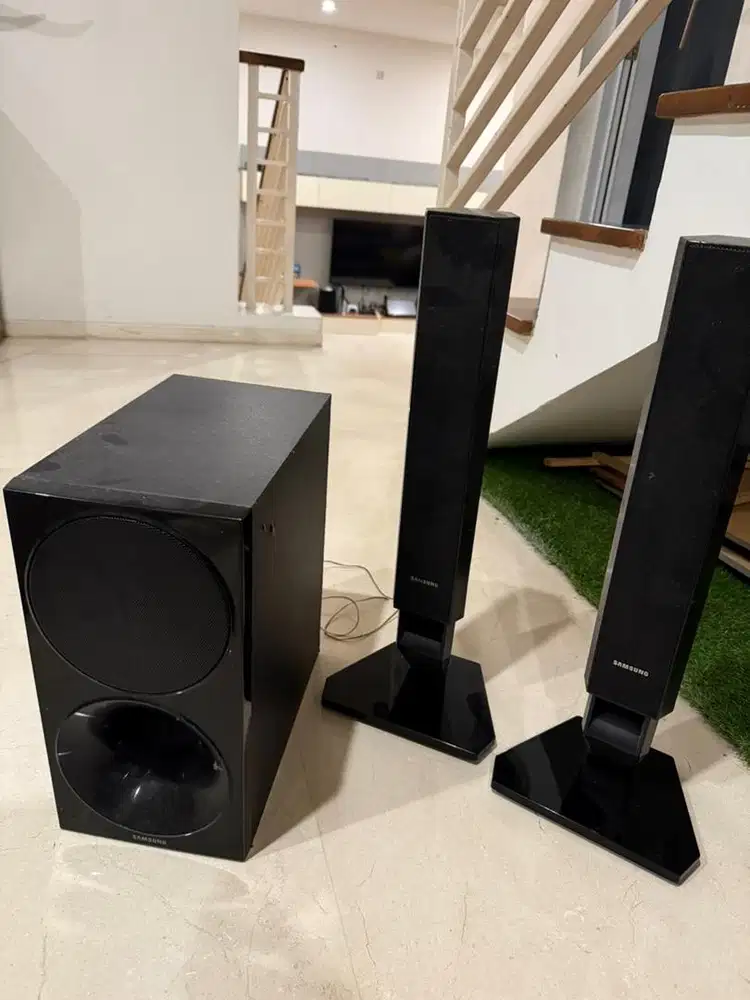 Samsung speaker dan subwoofer