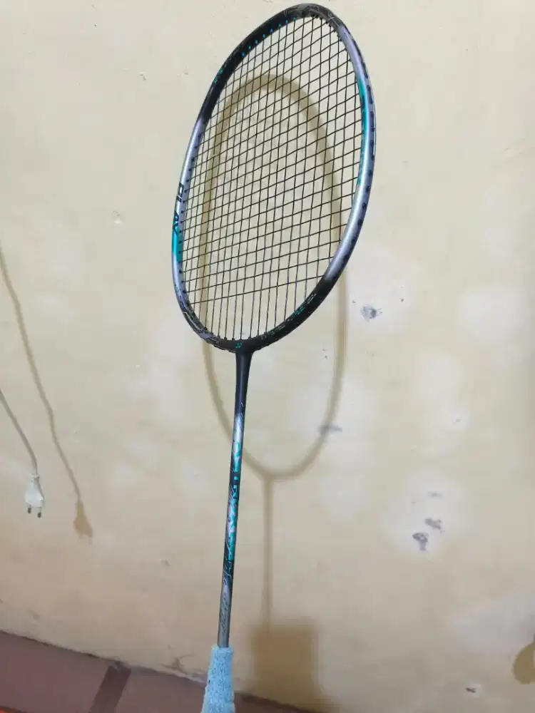 Raket badminton Yonex Astrox 88 Play