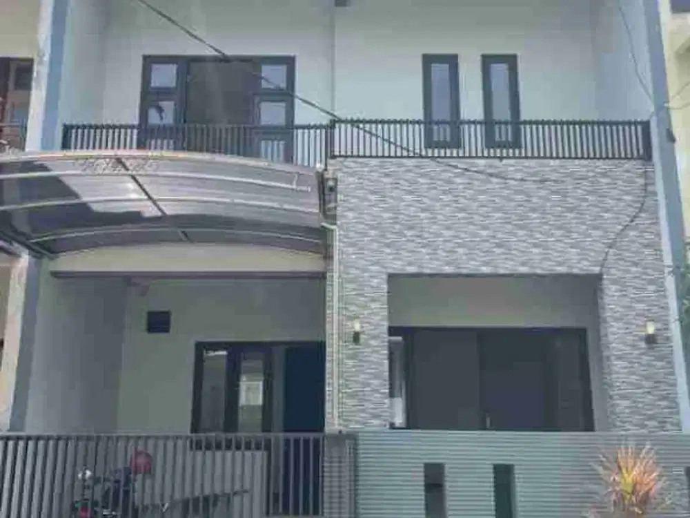 Dijual Rumah Cantik & Terawat Puri Asri 2 lantai Pakuwon City