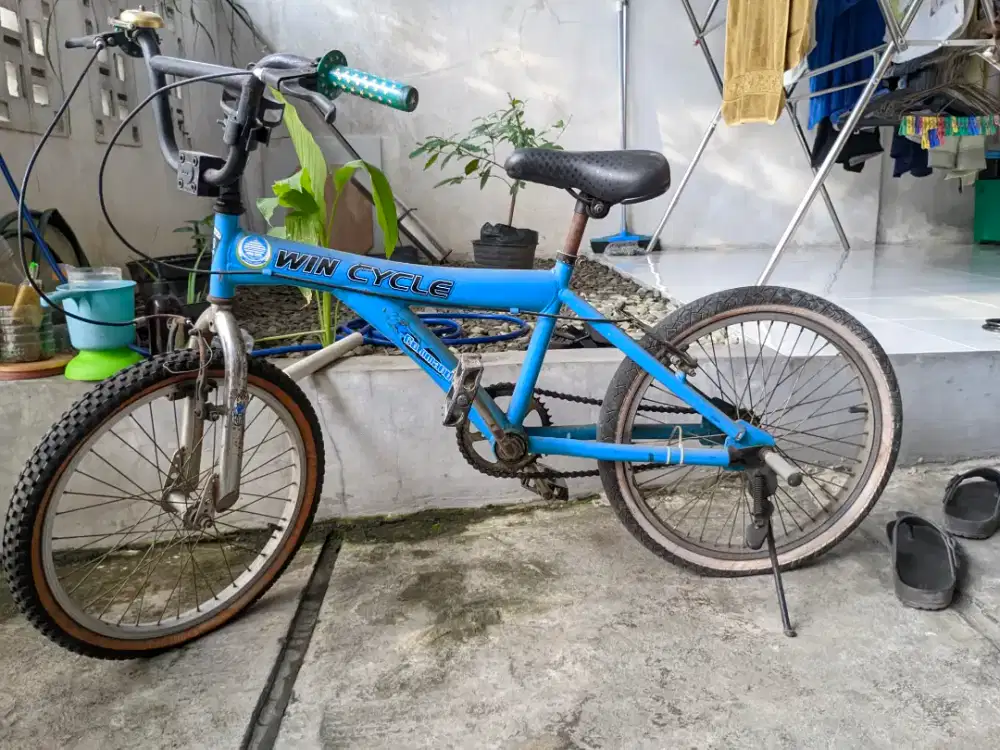 Sepeda BMX WimCycle (ganti nama WinCycle)