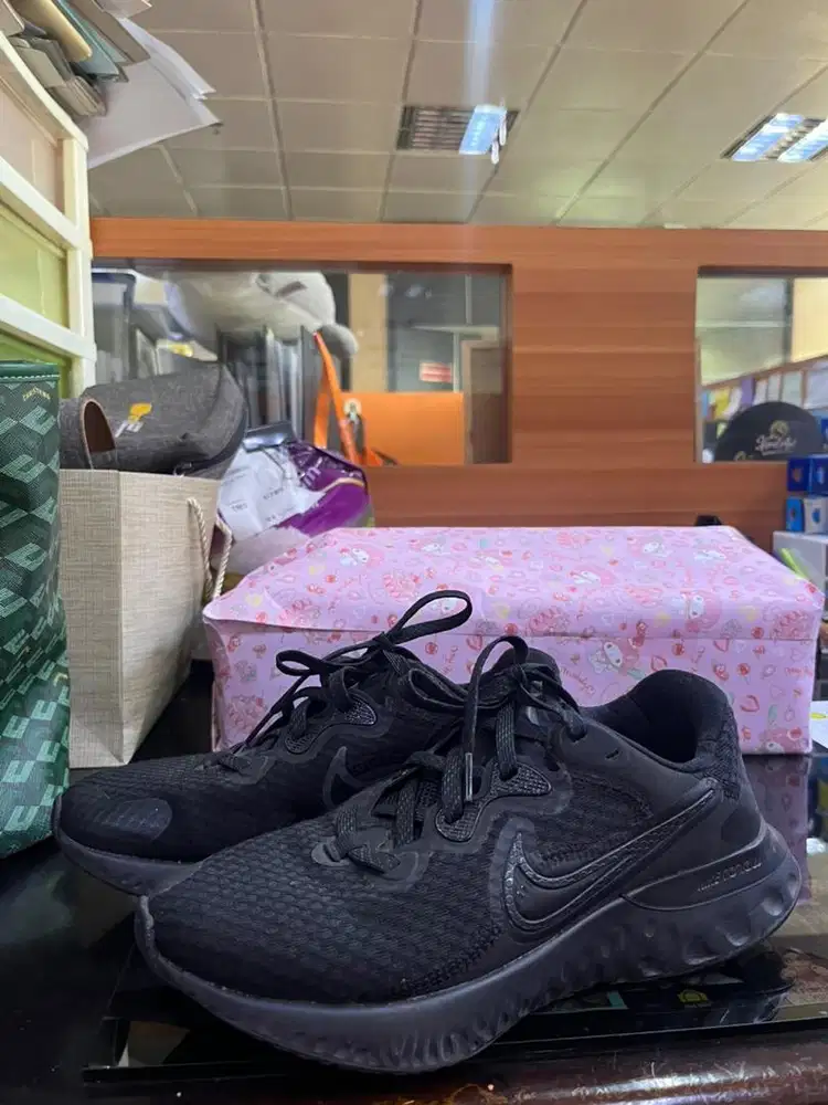 nike renew sepatu nike wanita sepatu running wanita