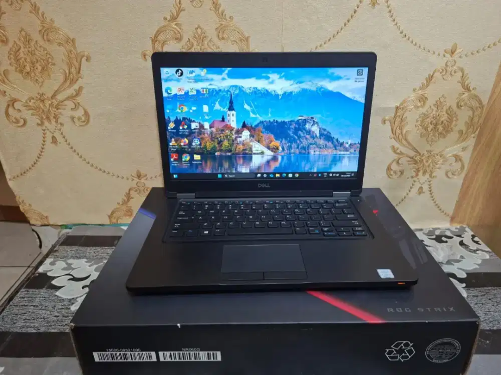 LAPTOP DELL LATITUDE 5490 CORE I5-8TH RAM 16GB SSD 256GB  -MULUS -