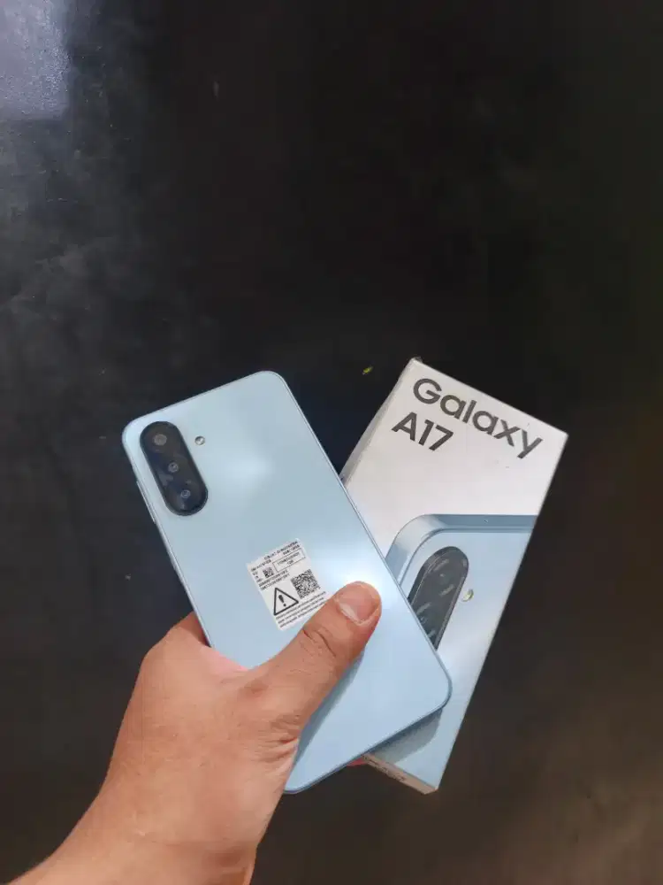 SAMSUNG A17 8GB/128GB LIKE NEW