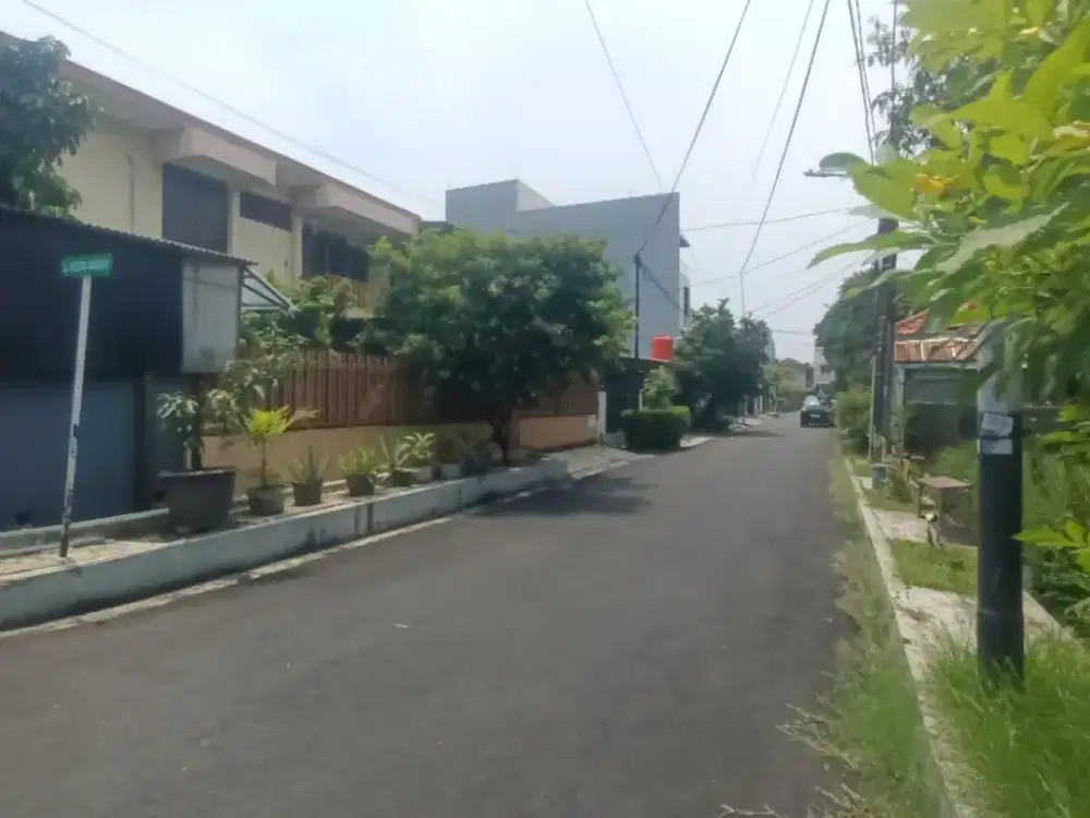 Di Jual Lelang Rumah Perum. Taman Kedoya Baru Residence Kedoya Selatan, Kebon Jeruk - Jakarta Barat