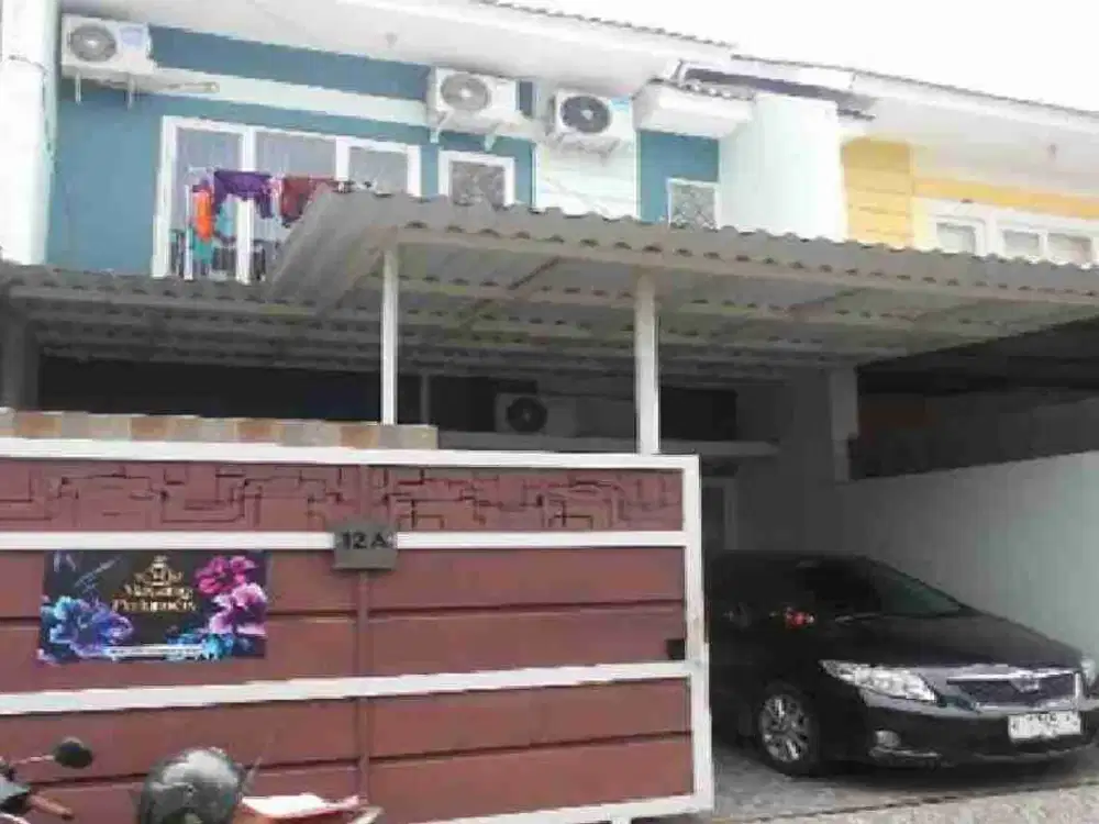 DI JUAL DUA RUMAH DI
PERUM GREEN MANSION REGENCY LONTAR BLOK A NO 12
KEL. : LONTAR
KEC. : SAMBIKEREP
KAB  : SURABAYA