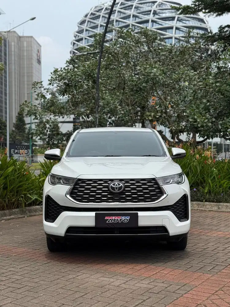 Toyota Kijang Innova 2023 Bensin