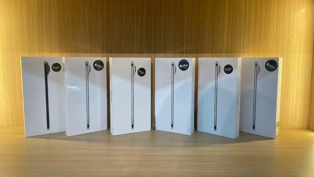 IPHONE AIR BRAND NEW