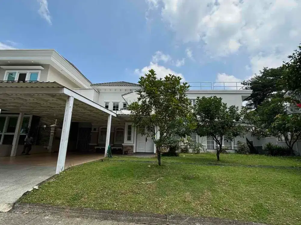 Dijual Rumah villa Hoek 2,5 lt di Sentul
cluster Sierra Madre lt 642 m2 lb 700 m2 ada 5 kt 5 km ada private swimming pool & full furnished carport mobil luas, siap huni, ada rooftop lt 2,5 lt, survey!!
