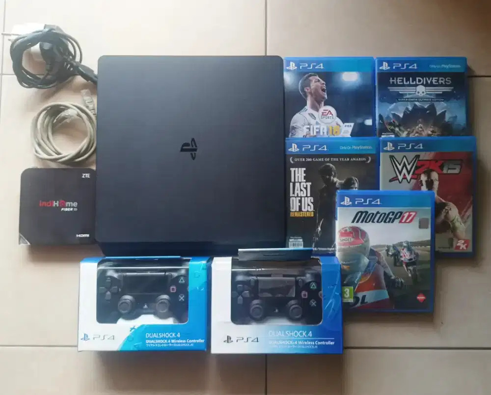 PS4 Slim 500gb Full Games (Gold Hen 11.00) + 5 BD PS4 (Bundling)