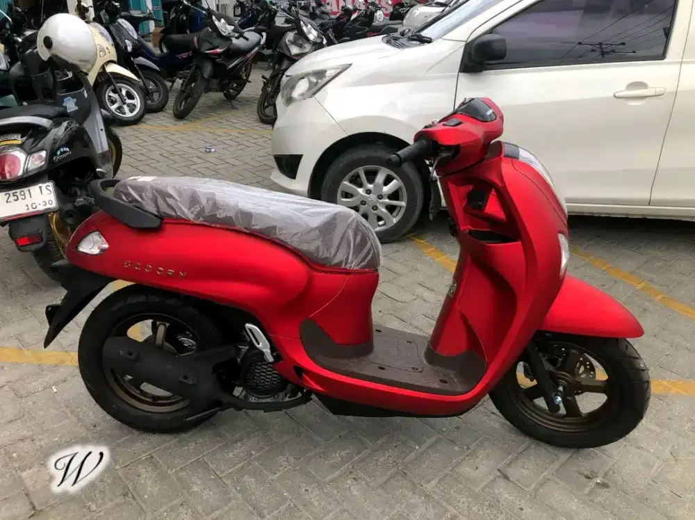 HONDA SCOOPY PRESTIGE MERAH