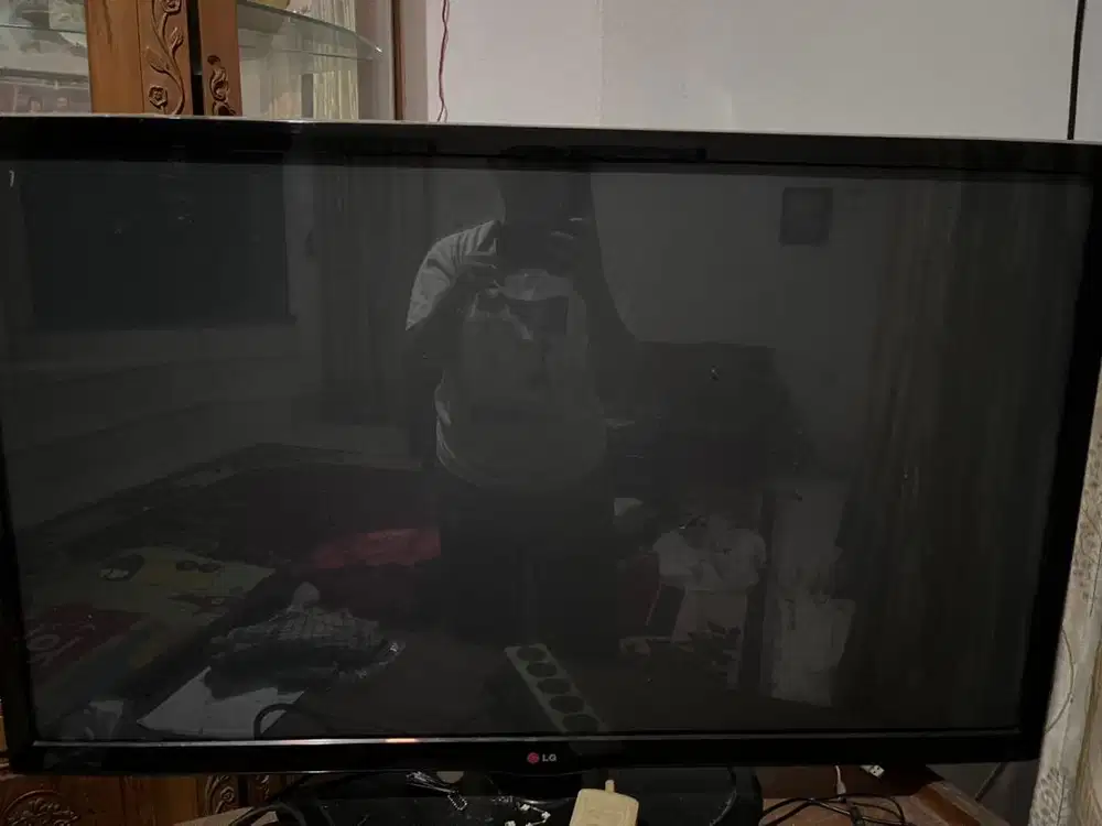 Dijual Cepat TV LG 42 inch