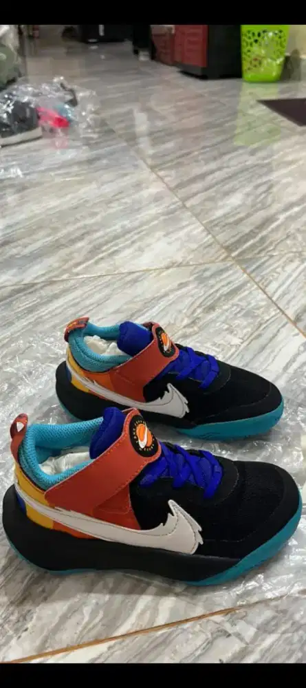 Jual sepatu basket seken