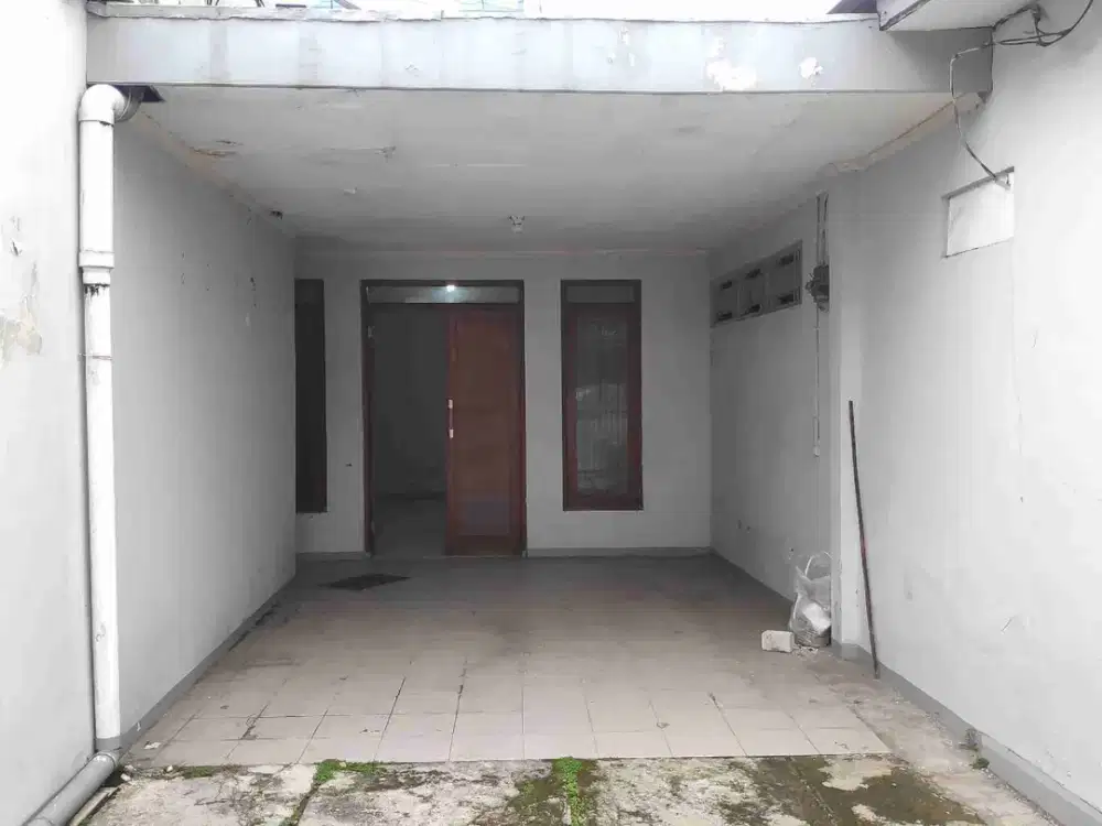 Disewakan Rumah Daerah Lebak Bulus Jakarta Selatan