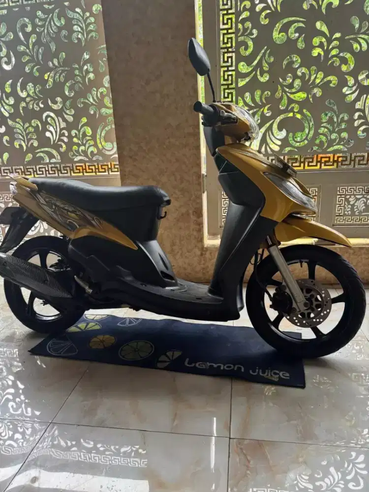 Mio smile kuning gold