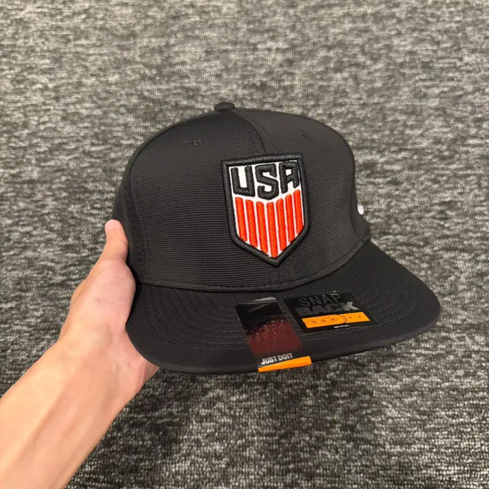 Topi Snapback Nike × U.S. Soccer Import