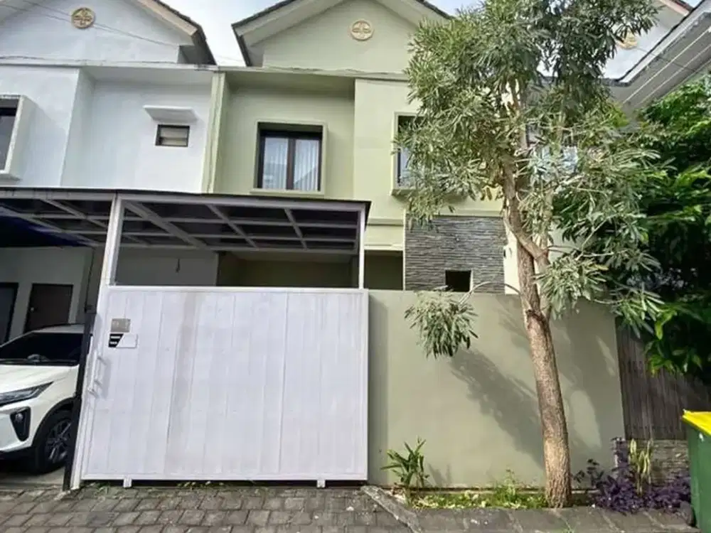 Rumah 2 Lantai Murah di Perdana Townhouse Taman Griya