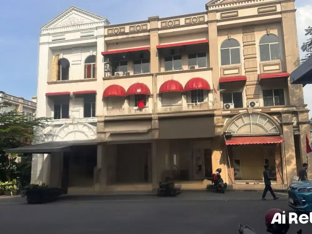 Ruko Gandeng Full Renovasi di Jalan Utama di Grand Galaxy, Bekasi #404