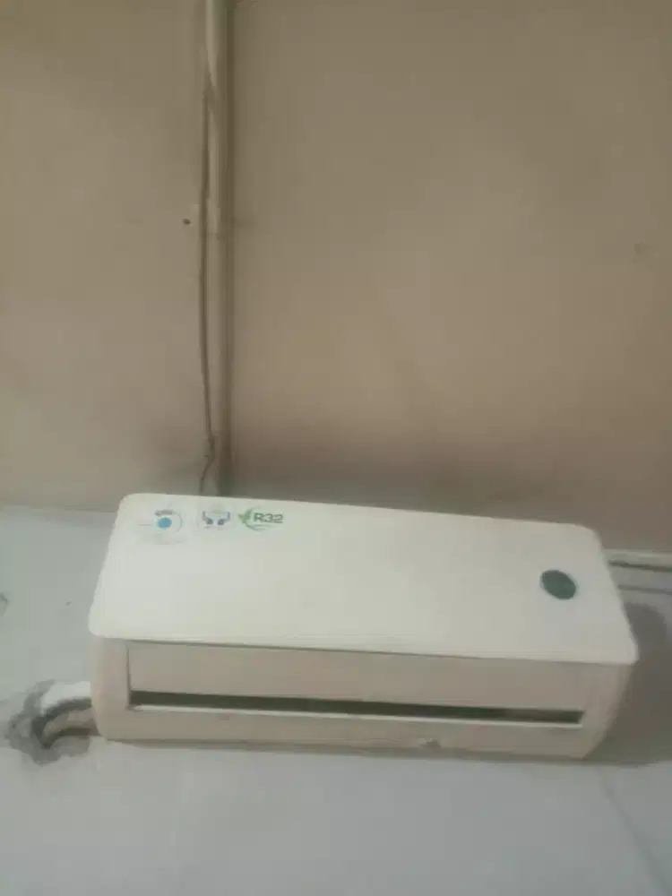 Jual AC merk changhong 1/2pk