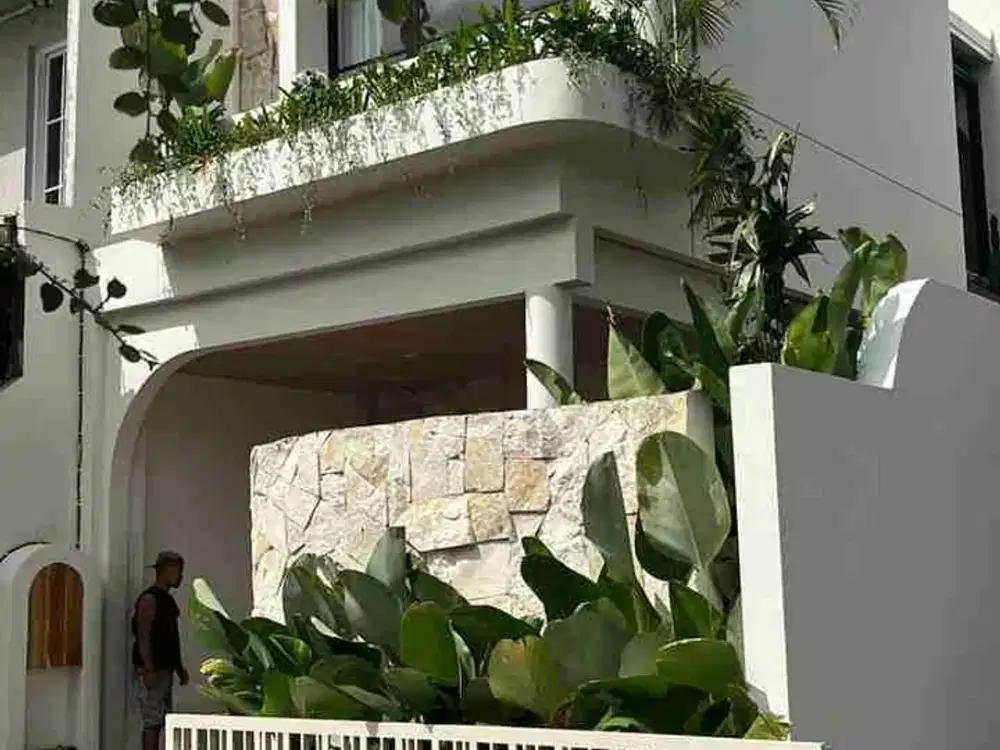 Vila Modern Medeterenian Baru Dekat Pantai Pandawa Kutuh Bali