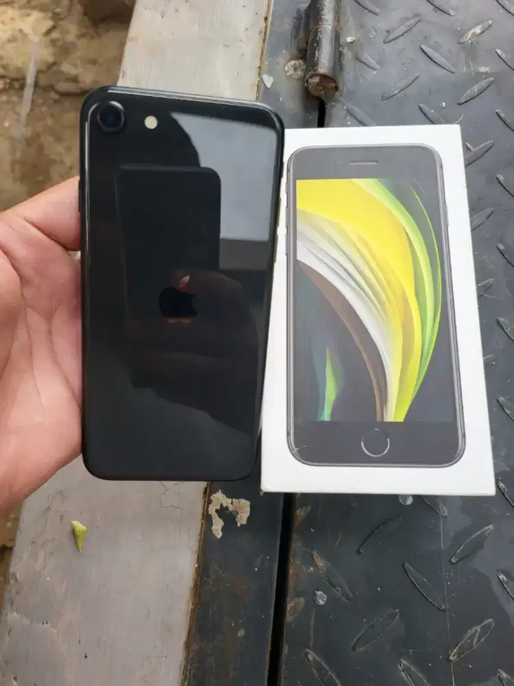 iPhone SE 2020 mulus