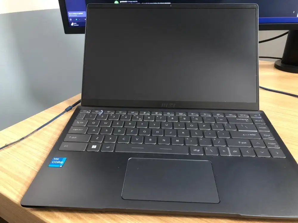 MSI modern 14 i5 gen11 8/512