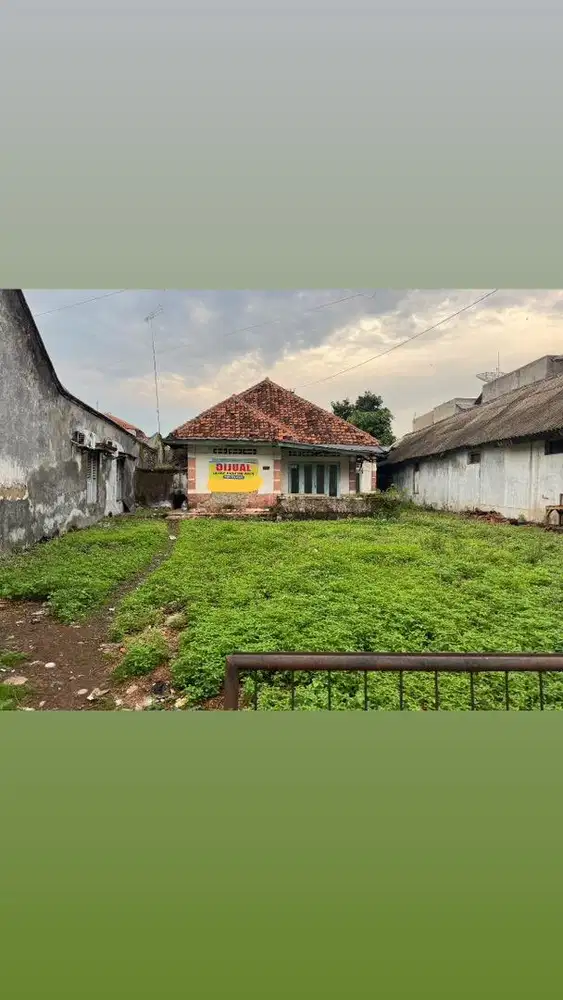 Jual rumah tua di pusat kota