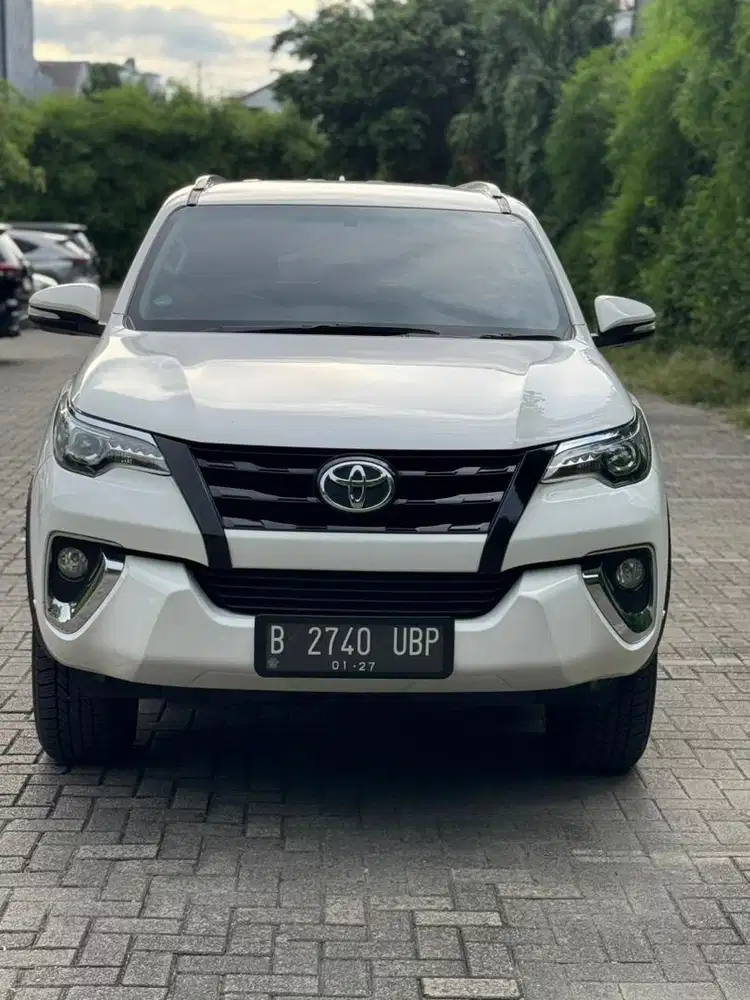 Toyota fortuner vrz 2017 nik 2016