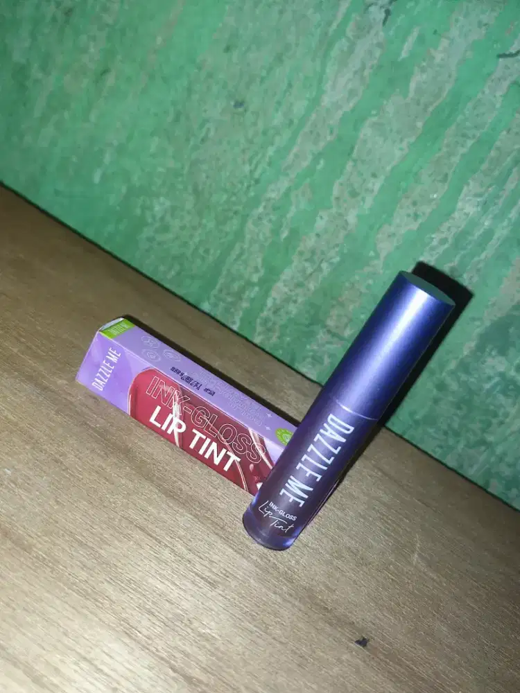 Dazzle Me Ink-Gloss Lip Tint | Shade R02