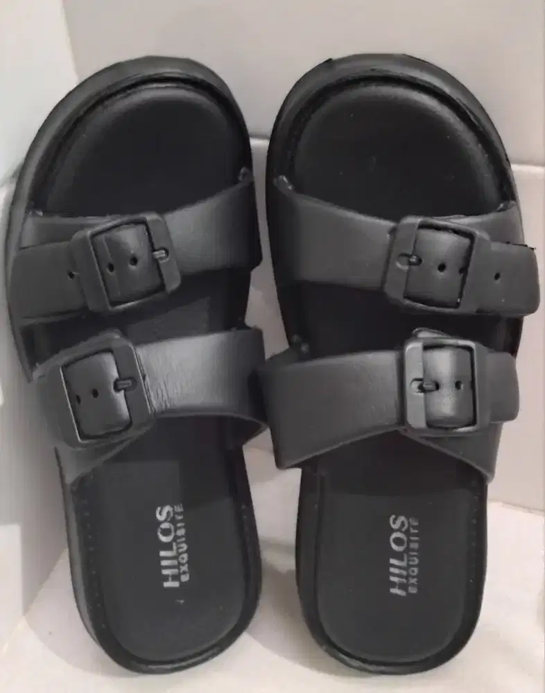 Sandal wanita ringan dan bagus