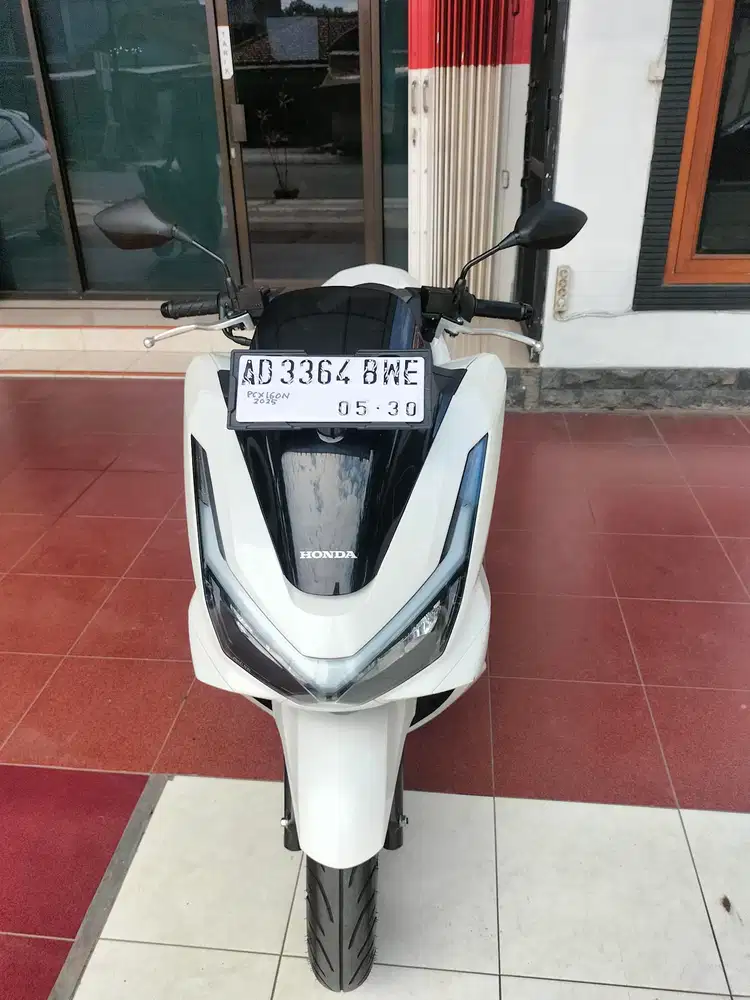 PCX 160 2025 KM 6 RIBUAN MURAH