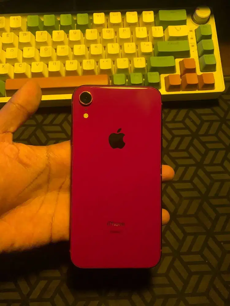 IPHONE XR RED EDITION