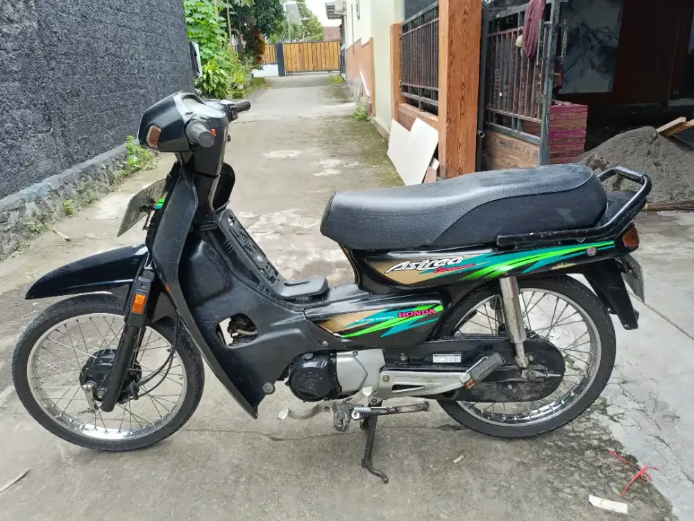 Di jual Honda Astrea grand th 97