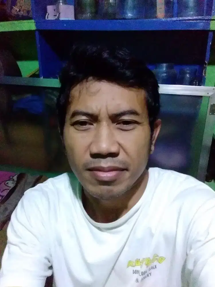 CARI PEKERJAAN OFFICE BOY