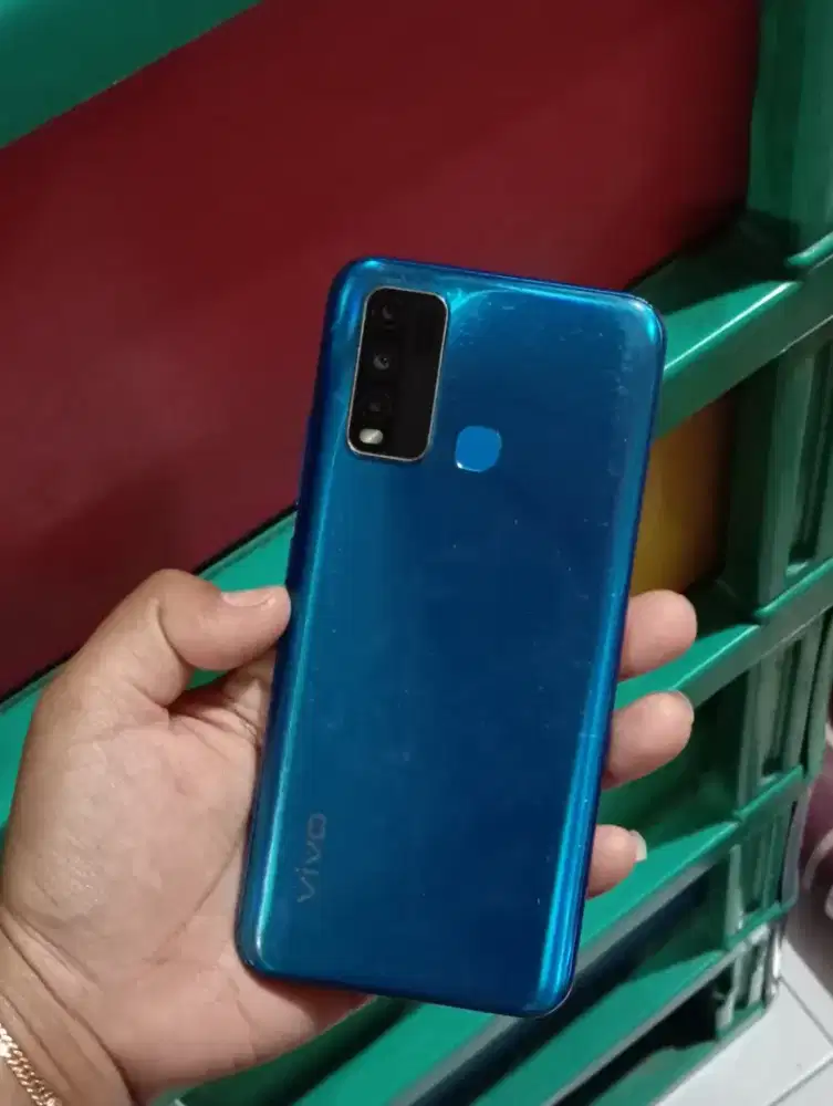 Vivo y30i ram 4/64!.