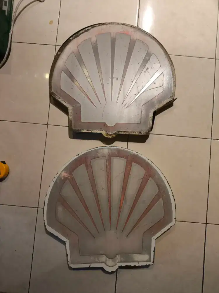 Plang Shell Besi Plat uk. 41x40