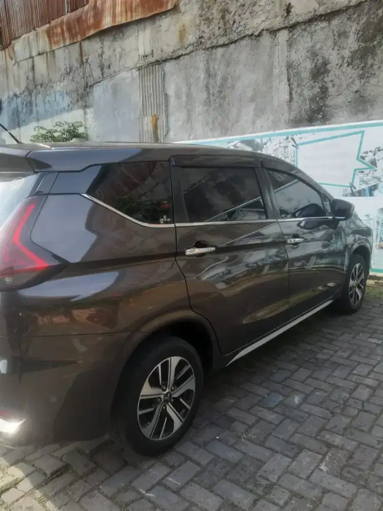 Xpander 2019 ultimate warna coklat
