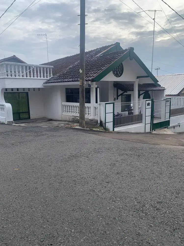 Dijual Kost dekat kampus UKSW, aman, lingkungan kost,