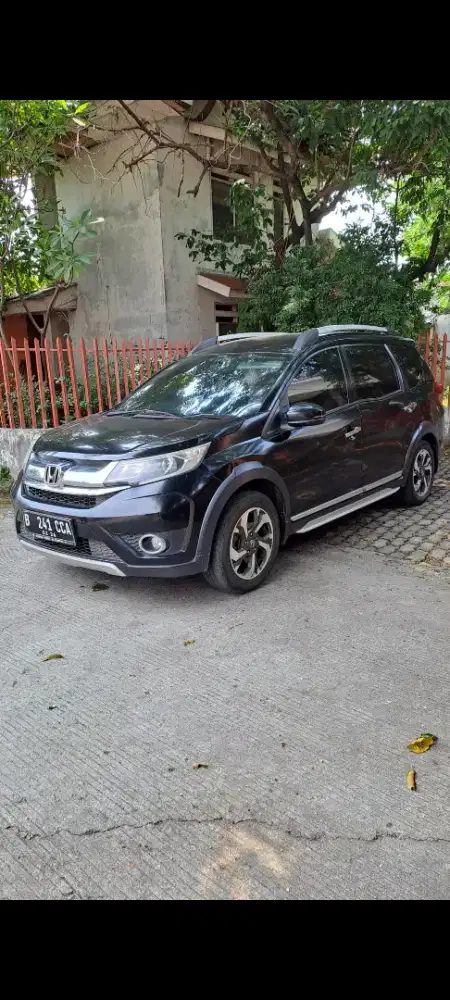 Honda BR-V 1.5 E CVT 2016 - Matic, Tangan Pribadi