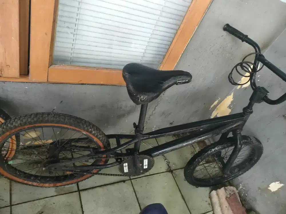 Sepeda BMX No.20