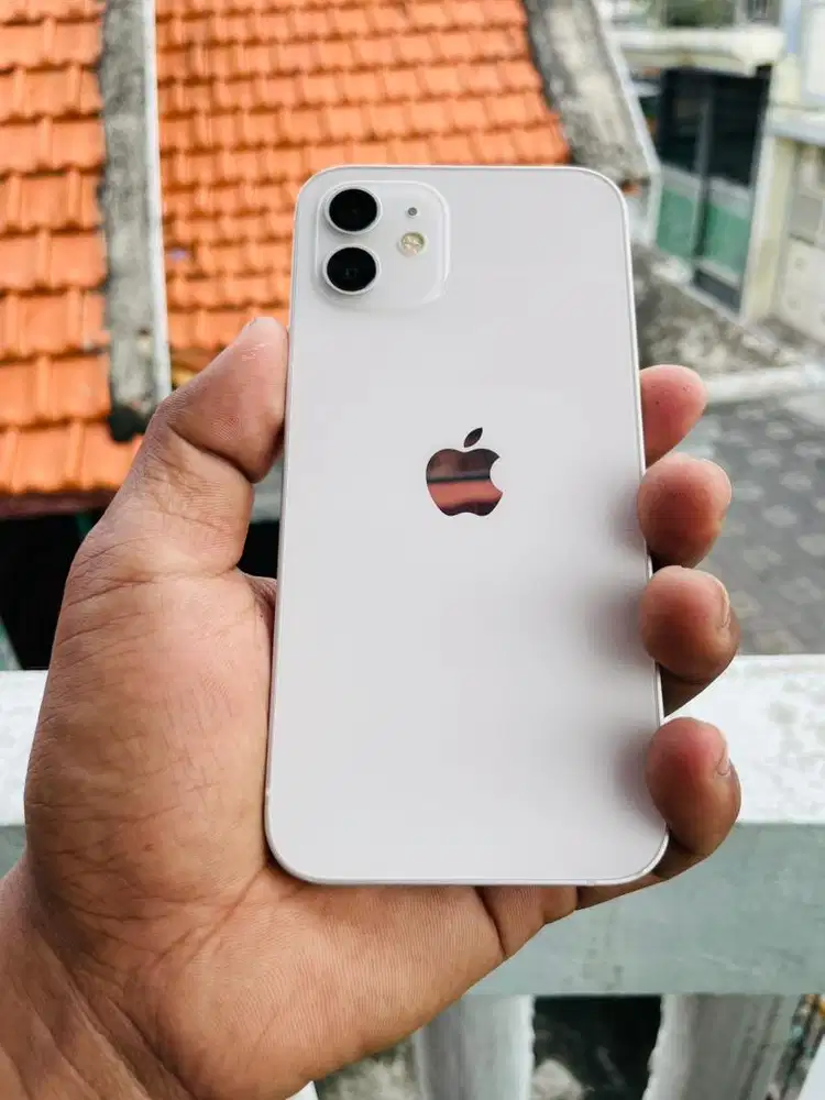 IPhone 12 64gb putih