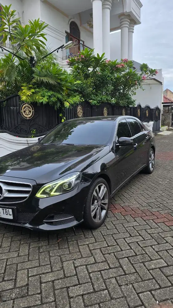 Mercedes-Benz E250 2015 Bensin