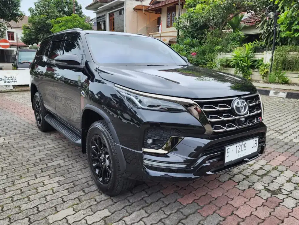 Toyota Fortuner GR 2.8 4x2 AT