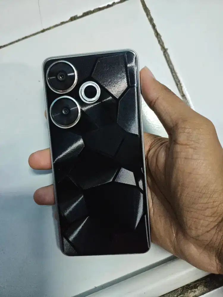 POCO F6 12+12/512+16