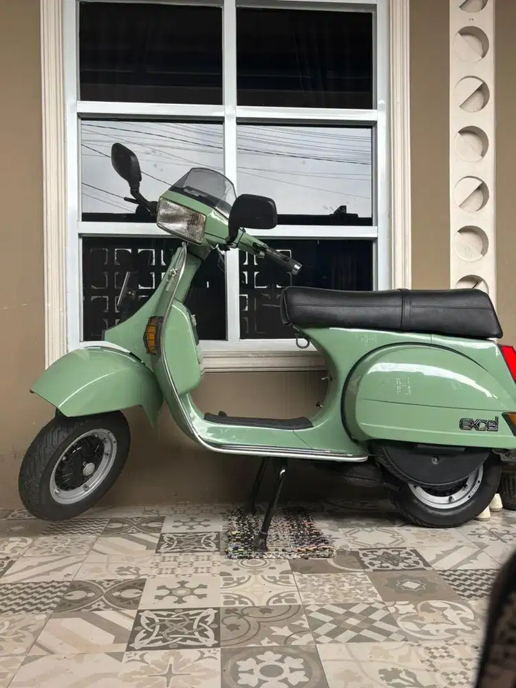 Vespa Excel 95 Restorasi