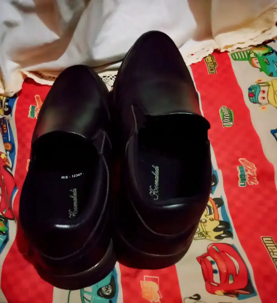 Sepatu pantofel – Elegan, Nyaman, dan Siap Dipakai Kapan Saja