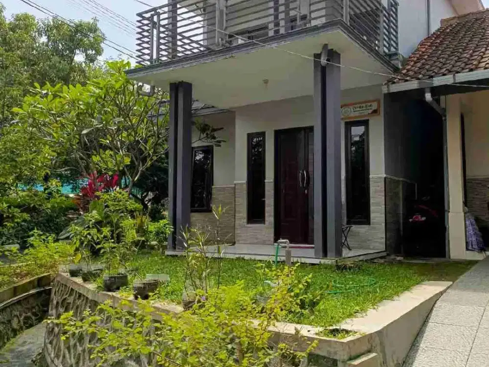 Rumah 2 Lt di Perum PLN Langensari Ungaran Barat depan Pabrik Nissin Biskuit