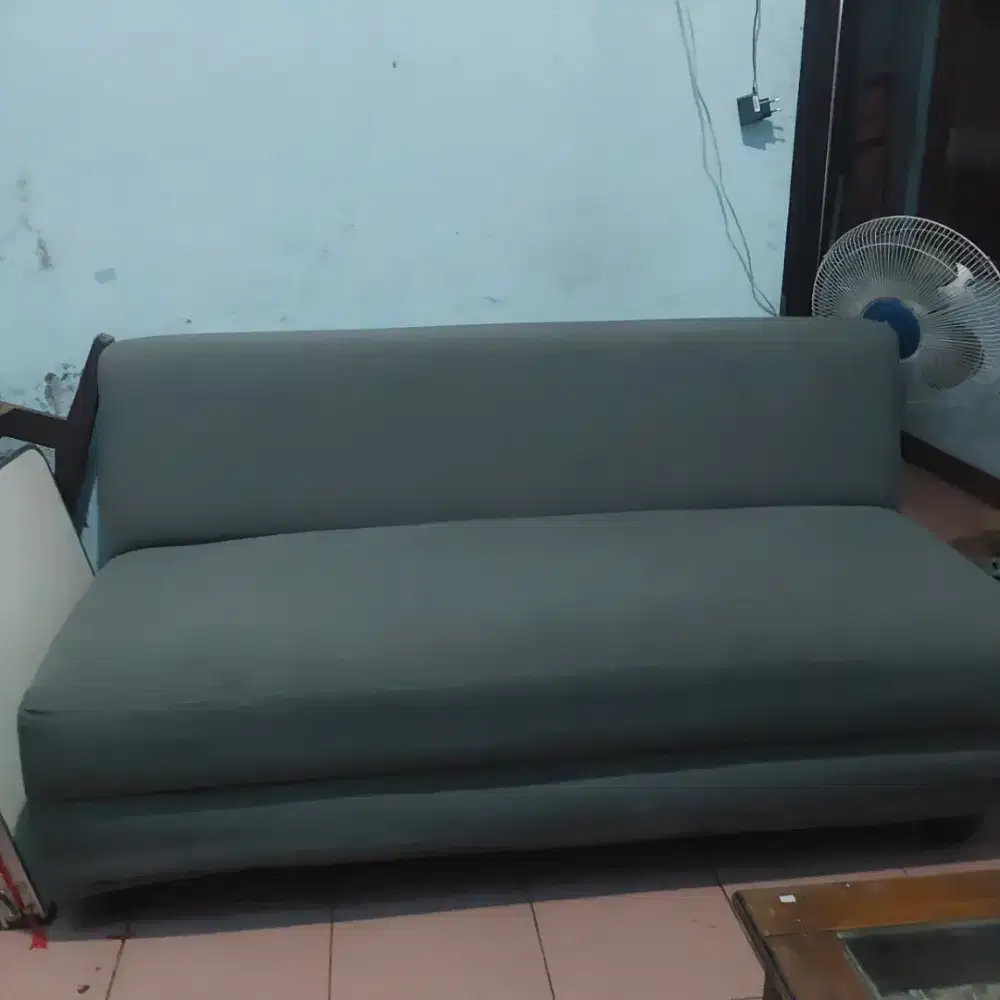 Sofa panjang 160cm