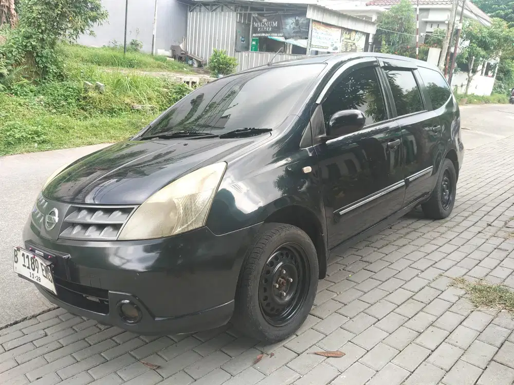 Nissan Grand livina 2009 Bensin