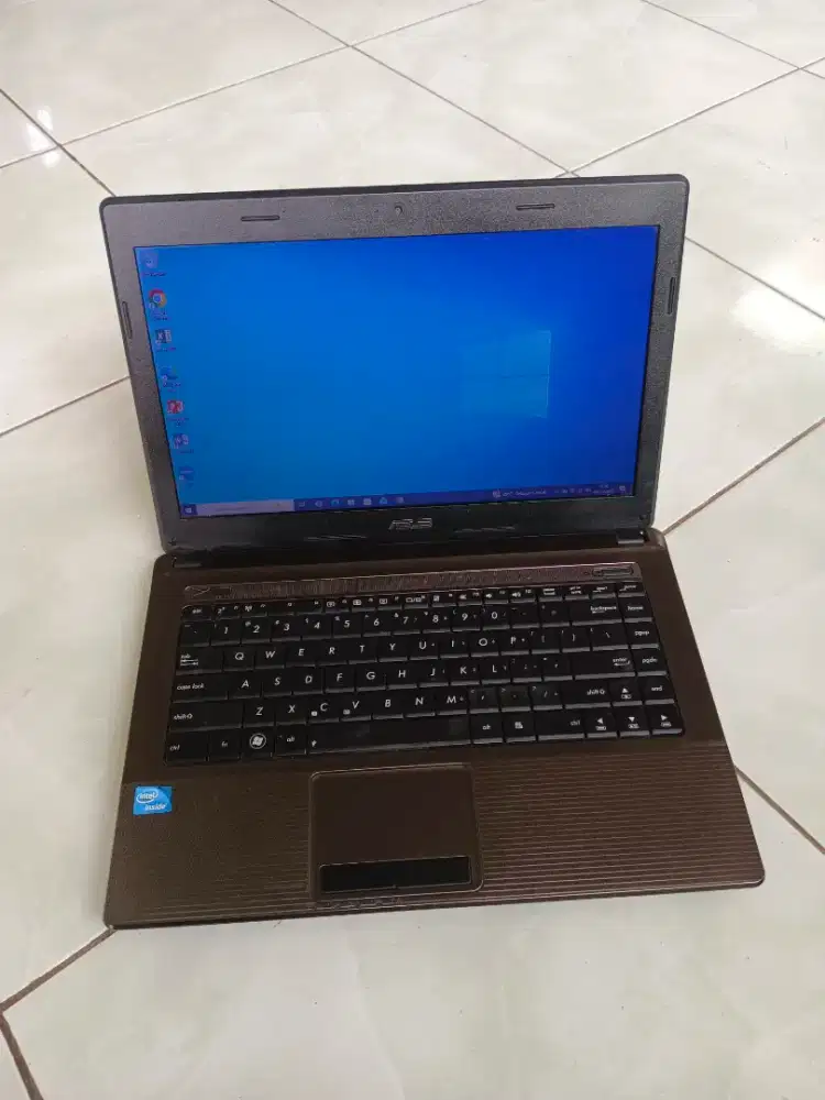 Laptop Asus Ram 4gb nominus